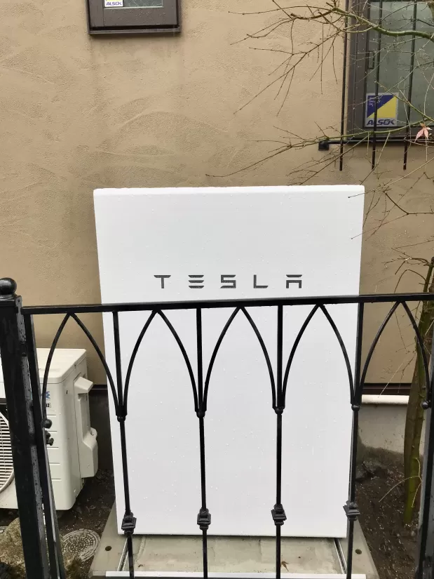 Tesla 蓄電池設置工事 イメージ画像